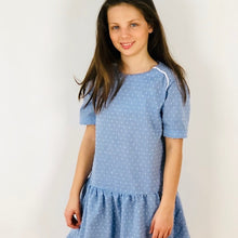 Charger l'image dans la galerie, 8th of March Blouse & Dress girls sewing pattern