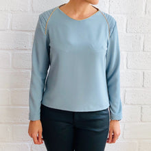 Charger l'image dans la galerie, 8th of March origami blouse pattern You Made My Day Patterns