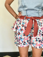 Charger l'image dans la galerie, Short April