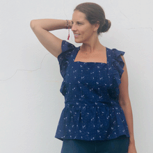 Charger l'image dans la galerie, Ruffles-top-19-pattern