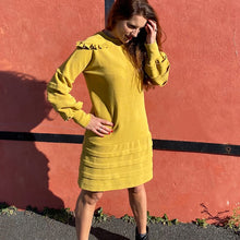 Charger l'image dans la galerie, Sunday Sweat Shirt & T-shirt